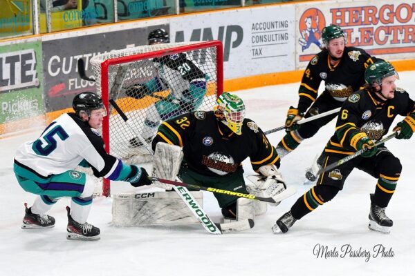 BHP Recap: Six-goal surge powers Broncos to victory over La Ronge